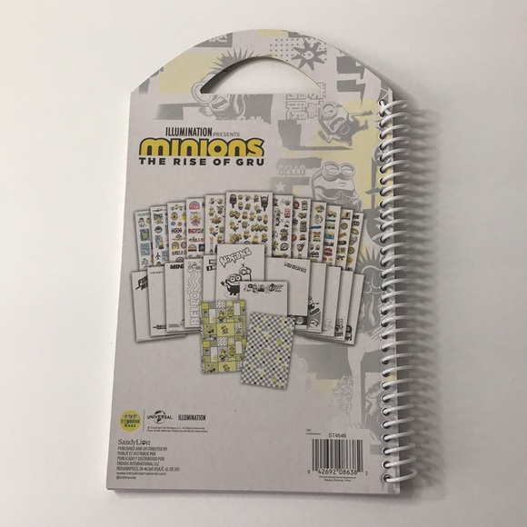 🔸2/$10🔸 Minions The Rise Of Gru Sticker 24 Page Travel Activity Book New - Picture 2 of 9